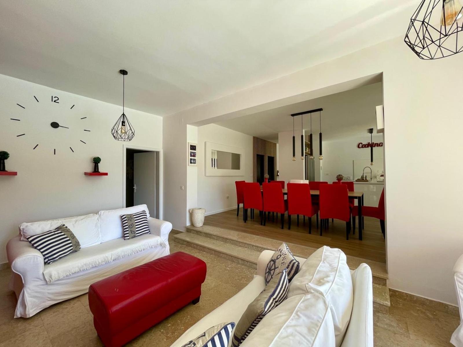 Tiego Villa